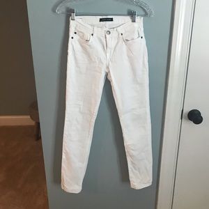 White jeans (Angry Rabbit)